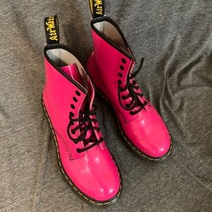Dr. Martens in Pink